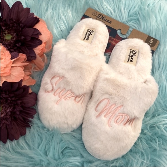 Women’s Slippers cream & Pink Dluxe Dearfoam Super Mom Slip Ons SML 5-6 NEW! - Picture 3 of 7